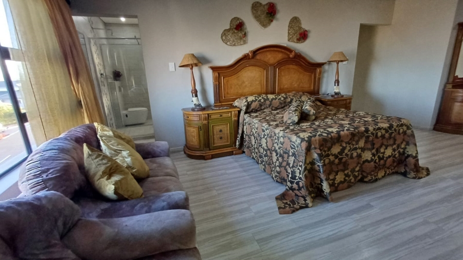 To Let 2 Bedroom Property for Rent in Monte Christo Western Cape